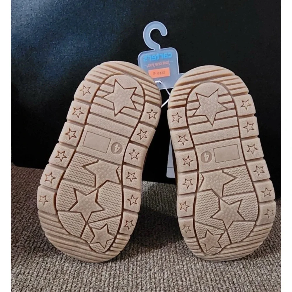 Carters check out